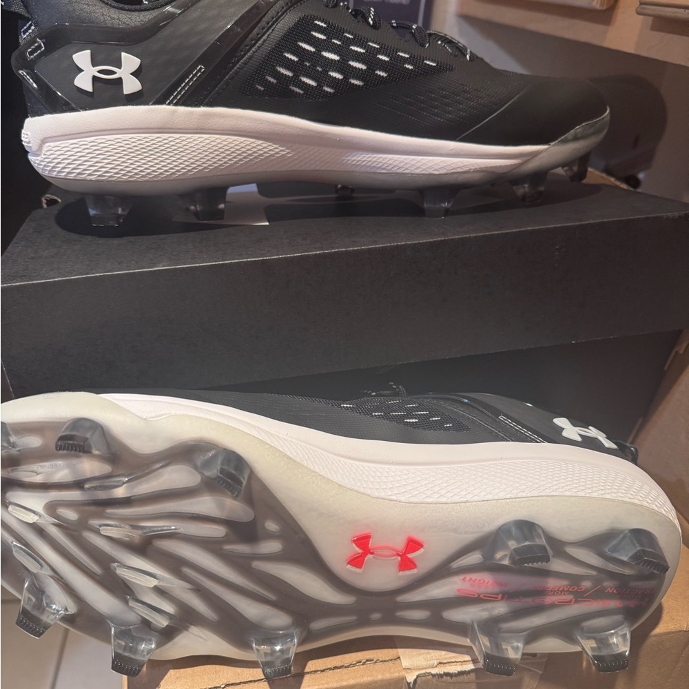 Under Armour Black and White Cleats Size 12. New in box